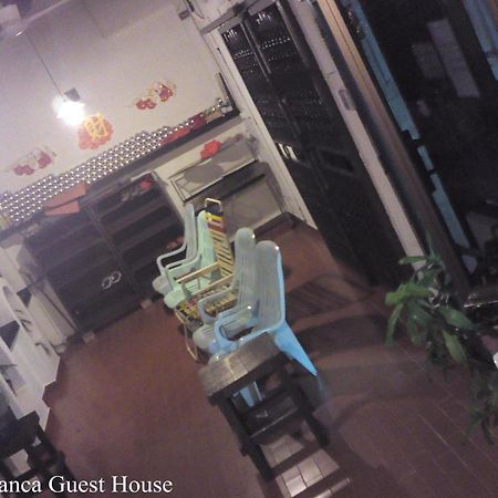 Casa Blanca Guest House Malacca Bagian luar foto