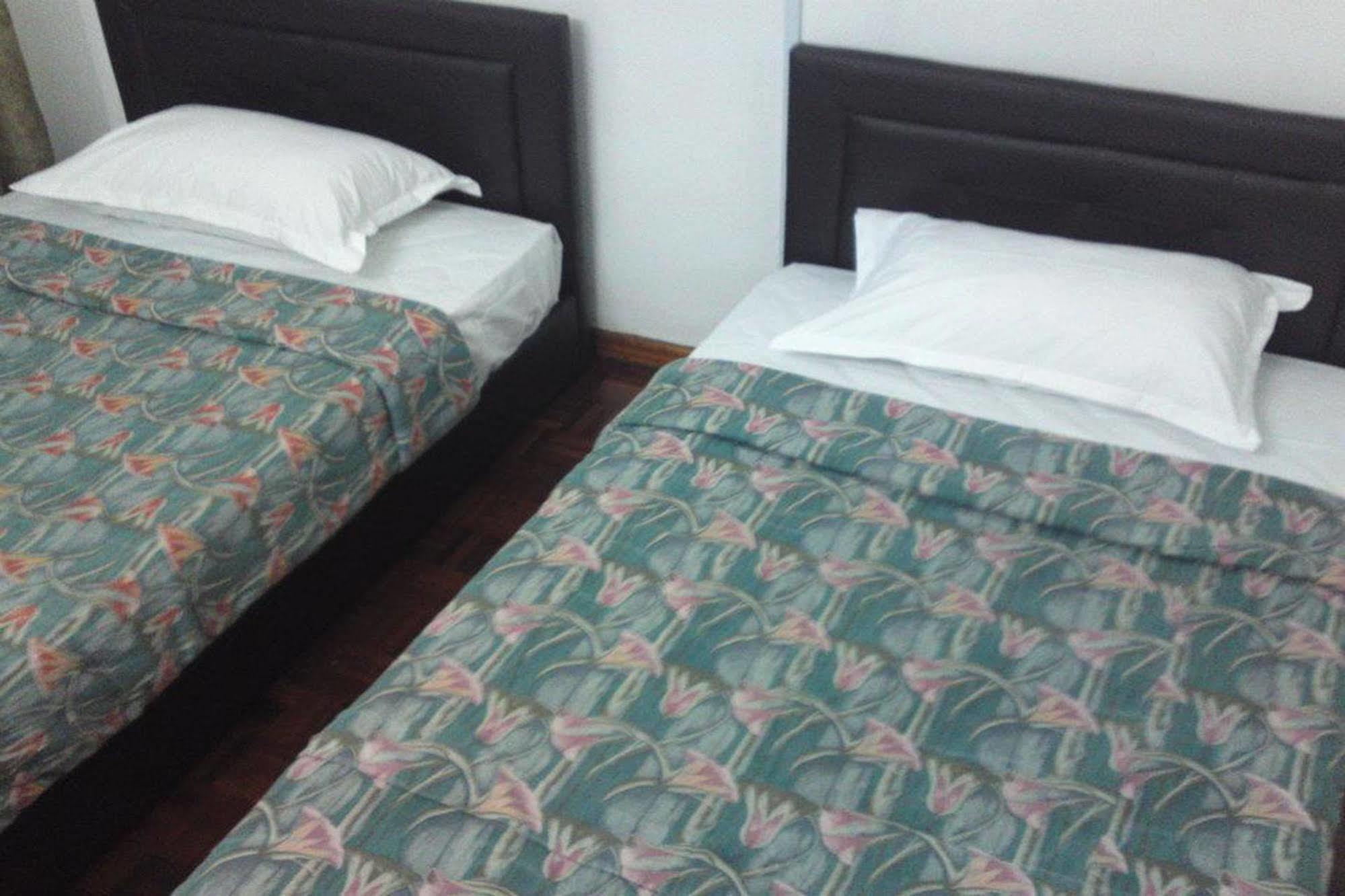 Casa Blanca Guest House Malacca Bagian luar foto